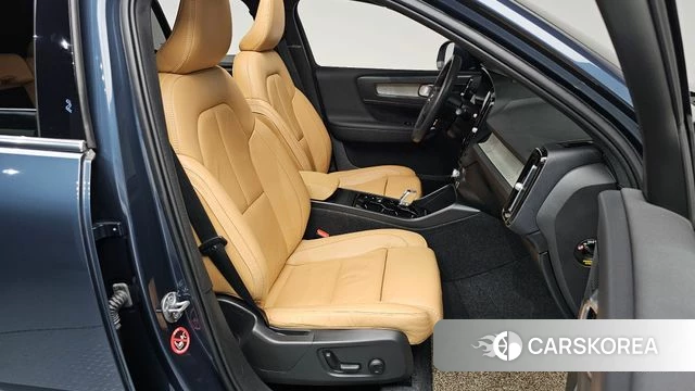 Volvo XC40 id 4534925 из Кореи 18