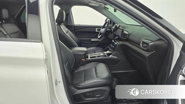Ford Explorer 6th Generation id 4243927 из Кореи 18