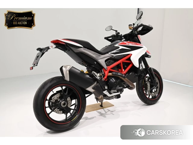 Проданный Ducati HYPERMOTARD 820 SP 2013 из Японии, фото 2
