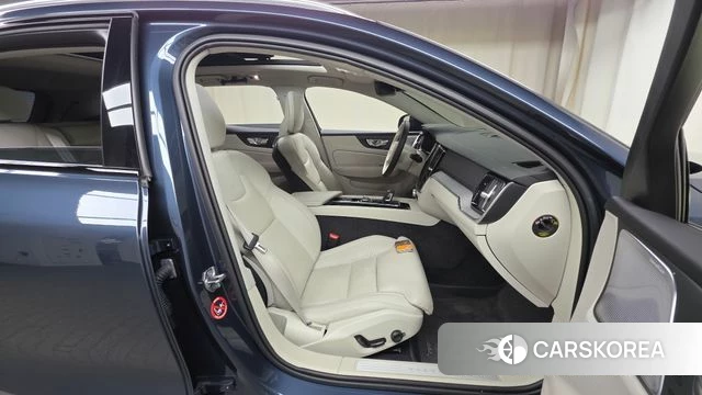 Volvo V60 Cross-Country 2nd Generation id 4249989 из Кореи 18