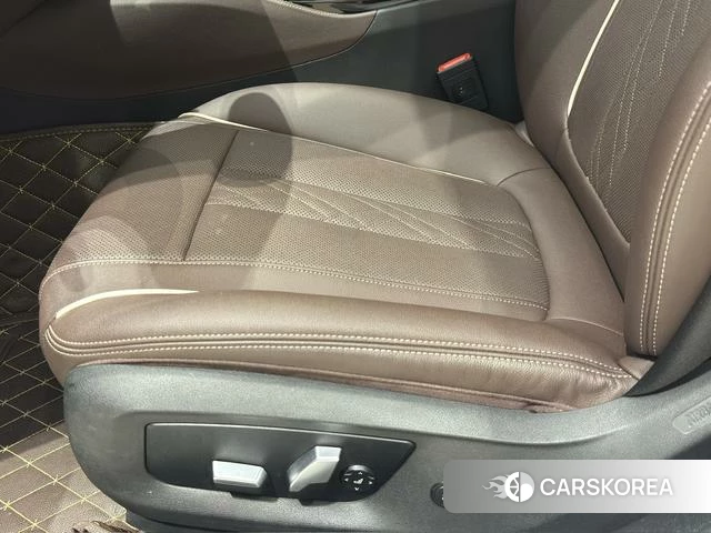 BMW 5 series id 4273405 из Китая 18