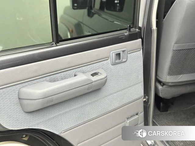 Toyota Land Cruiser 70 Series id 4258079 из Китая 18