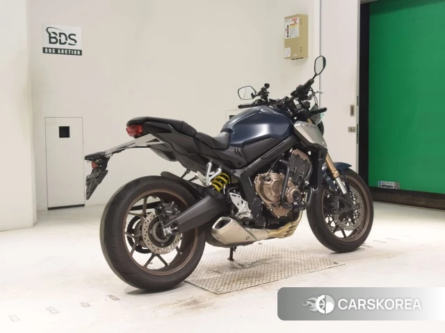 Проданный Honda CB650R id 4060743 из Японии, фото 2