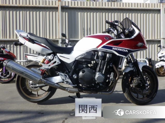 Honda CB1300SF BOLDOR id 3950096 из Японии 17