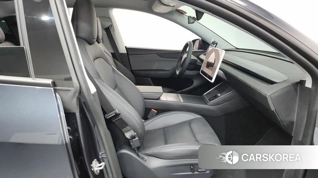 Tesla Model Y id 4499416 из Кореи 18