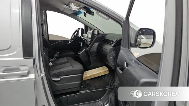 Hyundai Staria id 4507405 из Кореи 18