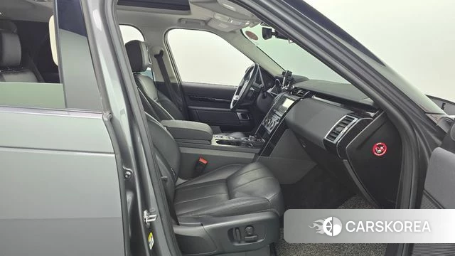 Land Rover Discovery 5 id 4727860 из Кореи 18