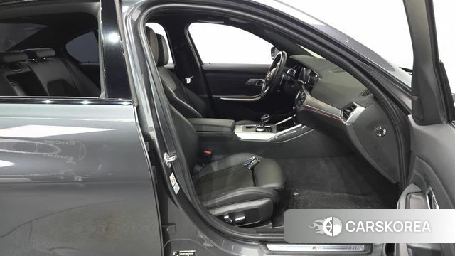 BMW 3 Series (G20) id 4784429 из Кореи 18