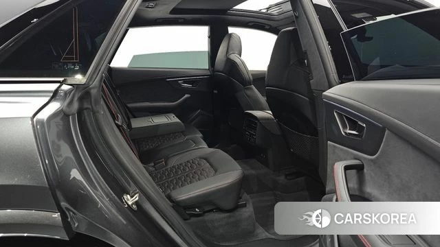 Audi RSQ8 (4M) id 4200779 из Кореи 18