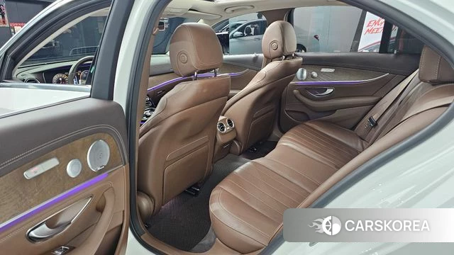 Mercedes-Benz E-Class W213 id 4295186 из Кореи 18