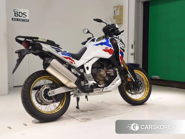 Проданный Honda CRF1100L AFRICA TWIN DCT 2024 из Японии