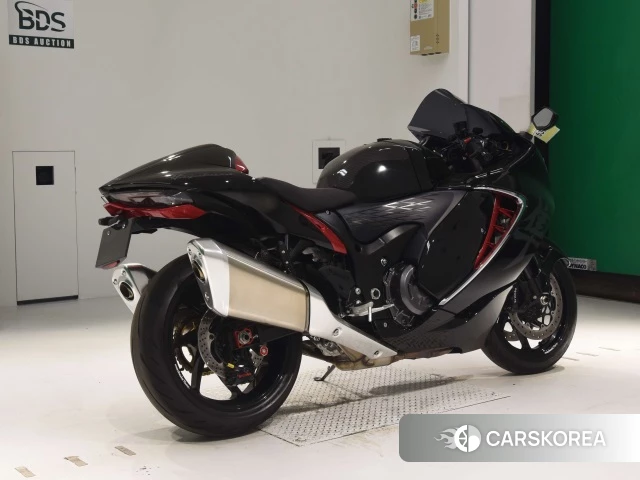 Проданный Suzuki GSX1300R HAYABUSA 2021 из Японии, фото 2