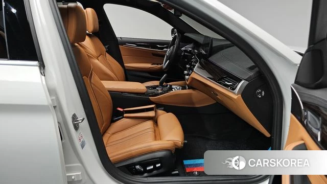BMW 5 Series (G30) id 4202080 из Кореи 18