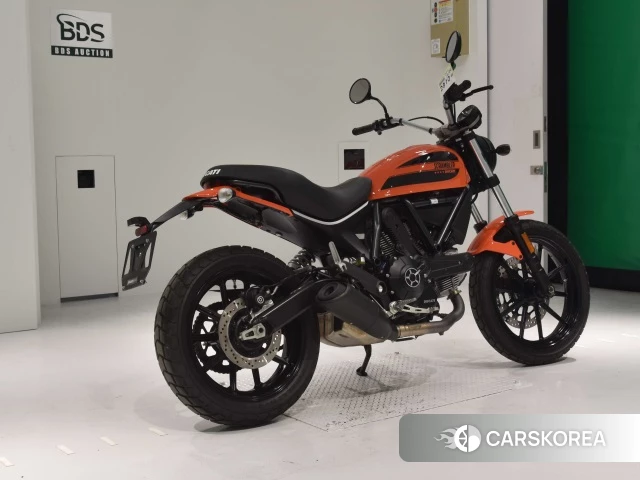 Проданный Ducati SCRAMBLER SIXTY2 2020 из Японии, фото 2