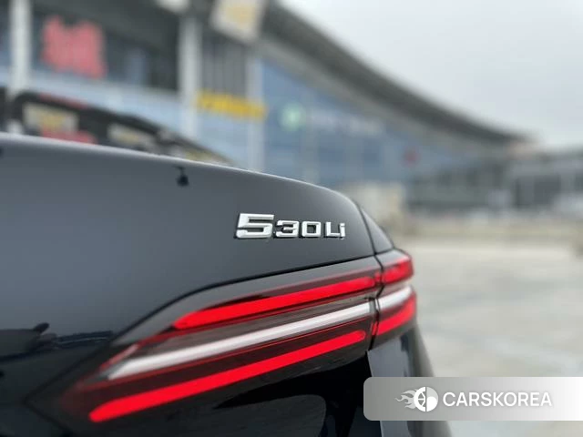 BMW 5 series id 4277557 из Китая 18