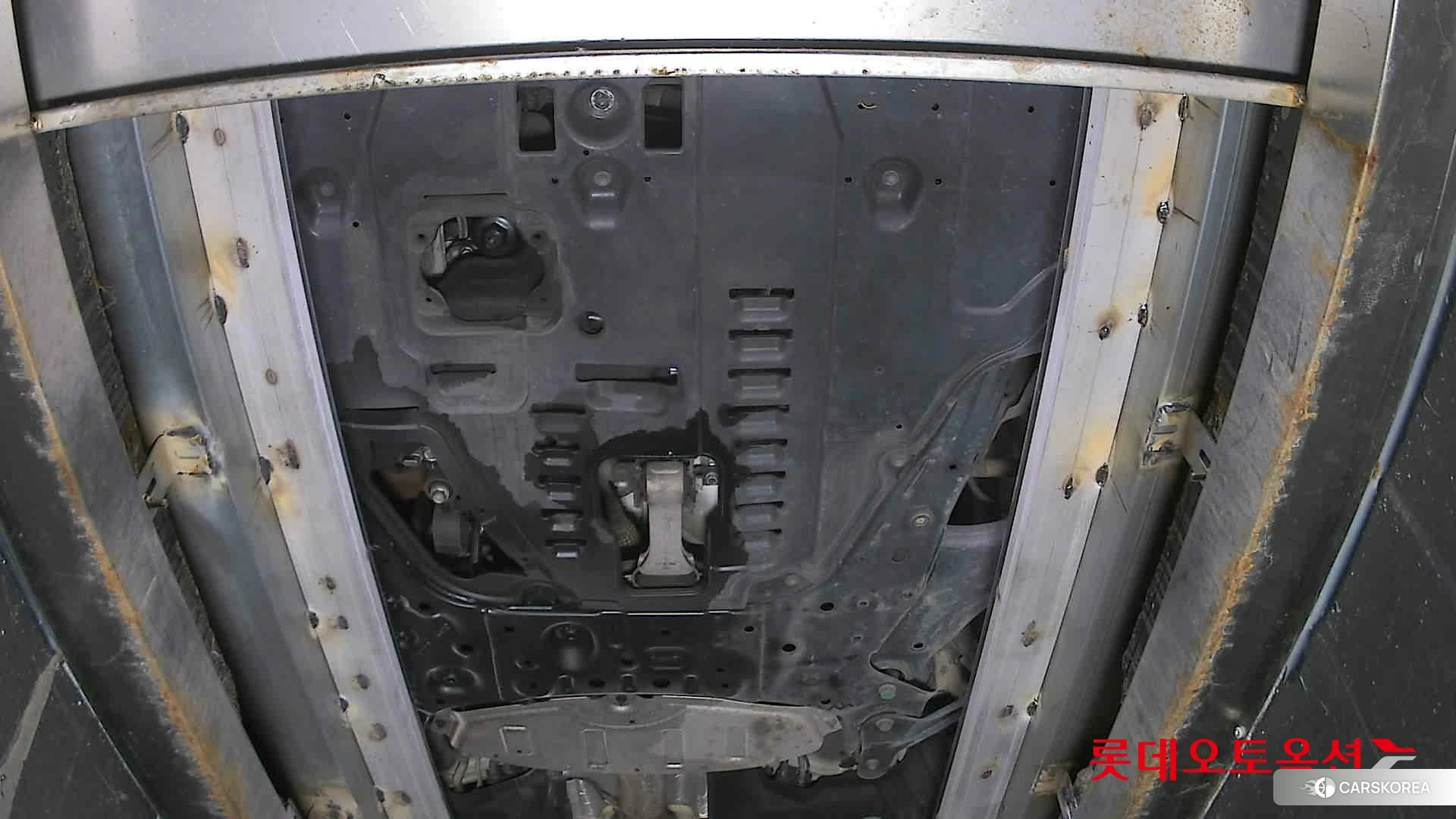 Kia Carnival id 3875761 из Кореи 18