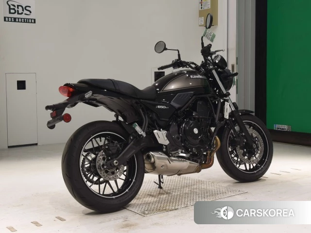Проданный Kawasaki Z650RS 2023 из Японии, фото 2