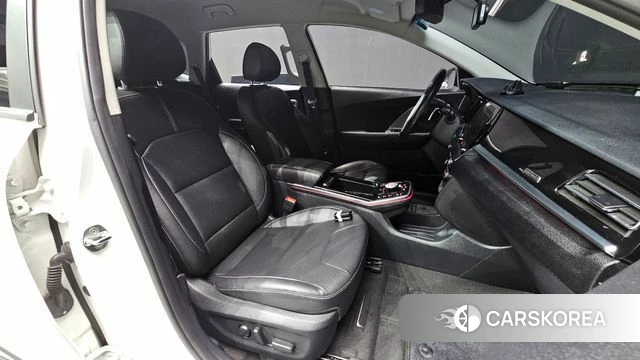 Kia Niro Plus id 4636408 из Кореи 18