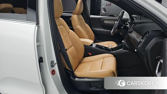 Volvo XC40 id 4726590 из Кореи 18