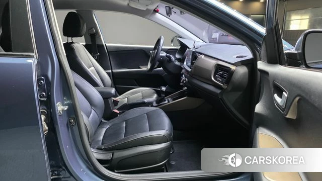 Kia Stonic id 4465730 из Кореи 18