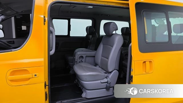 Hyundai The New Grand Starex id 4324684 из Кореи 18