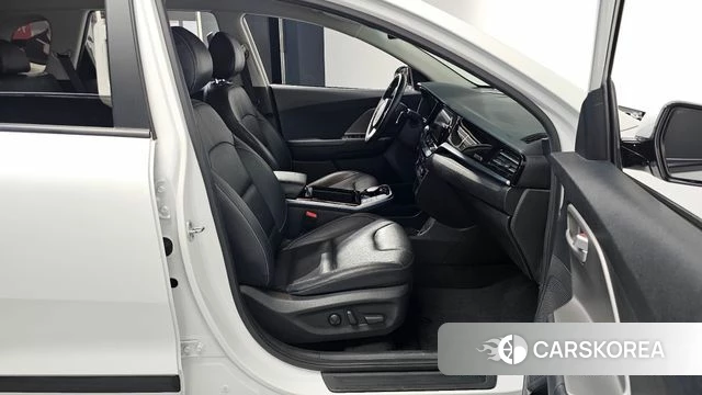Kia Niro Plus id 4608621 из Кореи 18