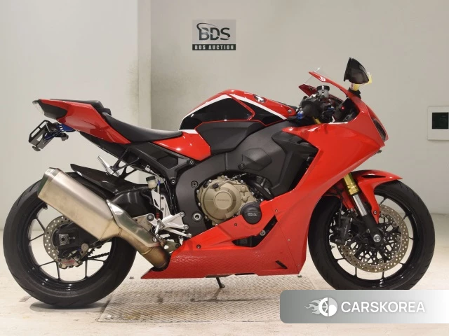 Honda CBR1000RR id 3946963 из Японии 18