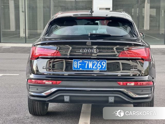 Audi Q5L Sportback id 4219299 из Китая 18