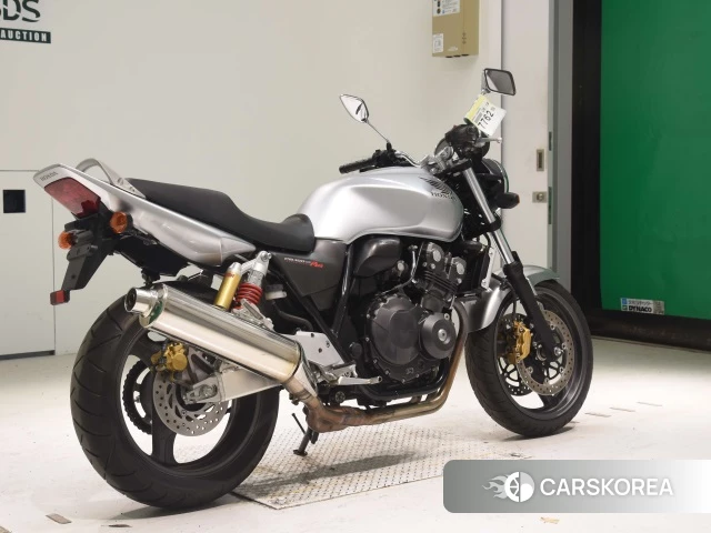 Проданный Honda CB400SF 2013 из Японии