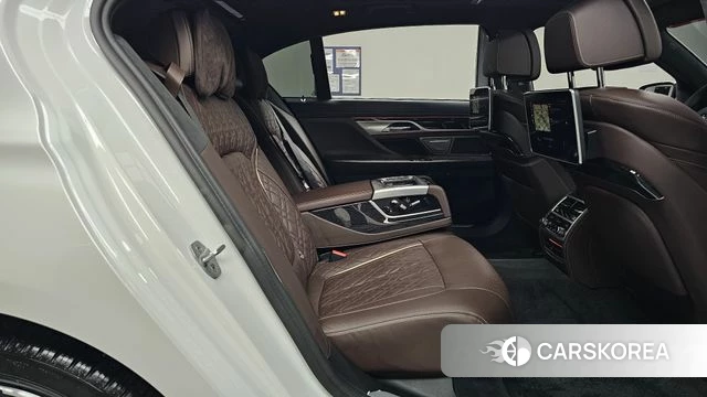 BMW 7 Series (G11) id 4692687 из Кореи 18