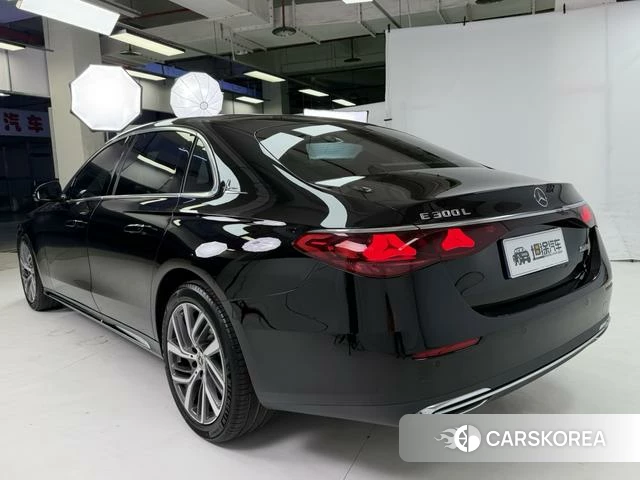 Mercedes-Benz E-class id 4278751 из Китая 18