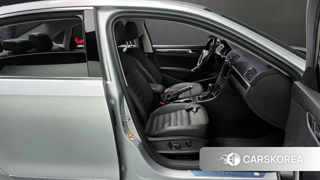 Volkswagen The New Passat id 4285953 из Кореи 18