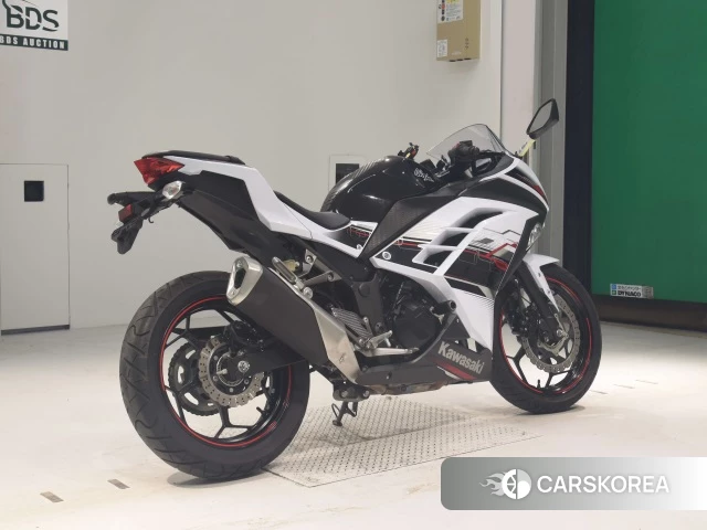 Проданный Kawasaki NINJA 250 ABS 2014 из Японии, фото 2