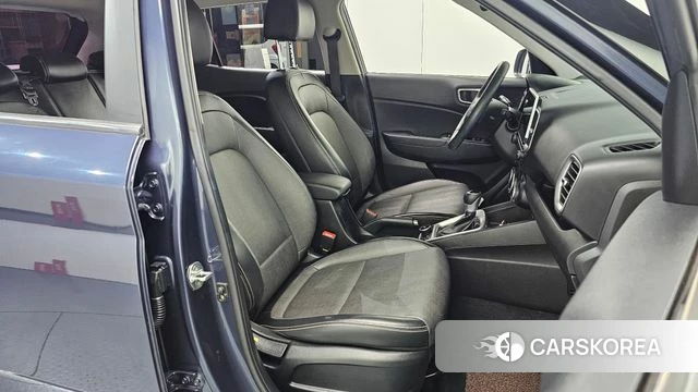 Hyundai Venue id 4595172 из Кореи 18