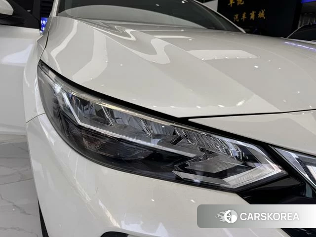 Nissan Xuan Yi id 4220539 из Китая 18