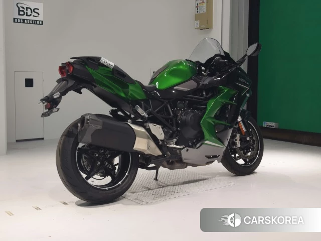 Проданный Kawasaki NINJA H2 SX SE 2023 из Японии, фото 2