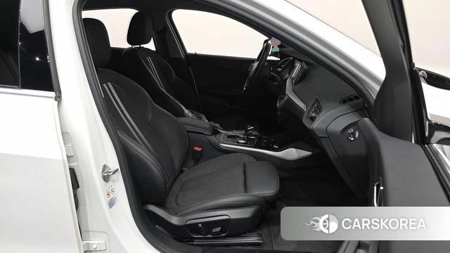 BMW 1 Series (F40) id 4458956 из Кореи 18