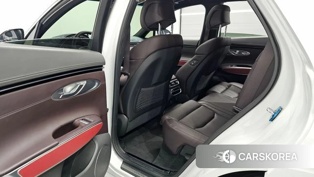 Genesis GV70 id 4592775 из Кореи 18