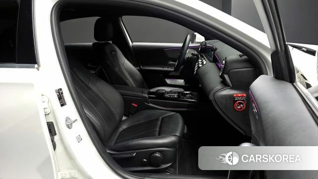 Mercedes-Benz A-Class W177 id 4637012 из Кореи 18