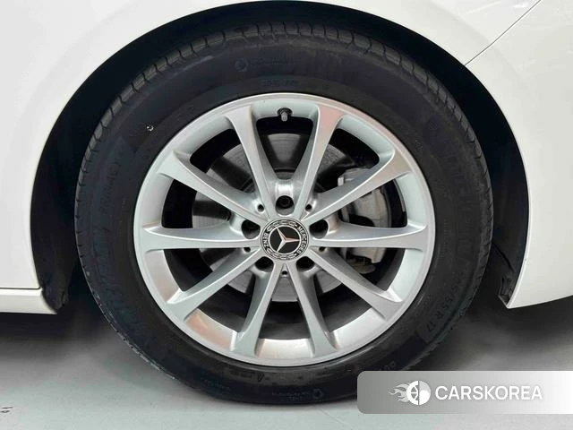 Mercedes-Benz Class B id 4265784 из Китая 18