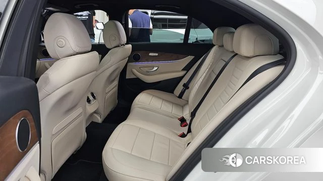 Mercedes-Benz E-Class W213 id 4561966 из Кореи 18
