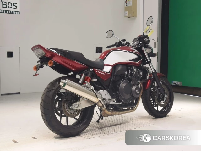 Проданный Honda CB400SF ABS 2021 из Японии, фото 2