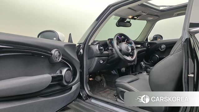 Mini Cooper id 4445289 из Кореи 18
