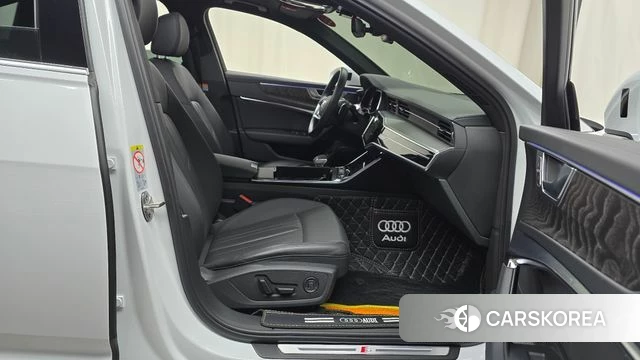 Audi A6 (C8) id 4337409 из Кореи 18