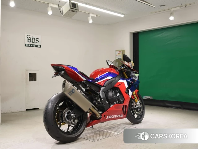 Проданный Honda CBR1000RR-R FIREBLADE SP 2020 из Японии, фото 2