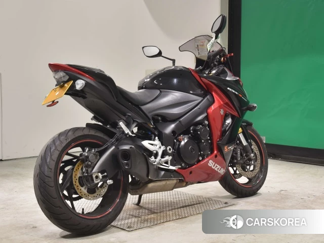 Проданный Suzuki GSX-S1000F 2017 из Японии, фото 2