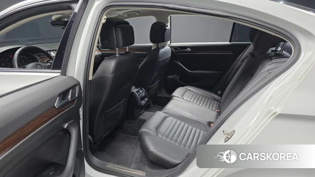 Volkswagen Passat GT (B8) id 4785912 из Кореи 18