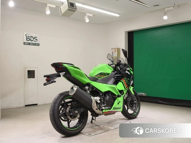 Проданный Kawasaki NINJA 400 2023 из Японии, фото 2