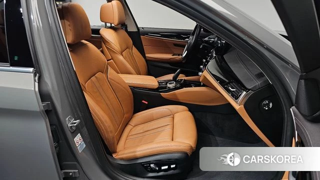 BMW 5 Series (G30) id 4592479 из Кореи 18