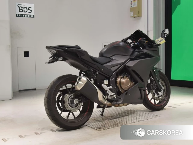 Проданный Honda CBR400R 2019 из Японии, фото 2
